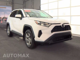 2024 Toyota RAV4 XLE - miniatura 3