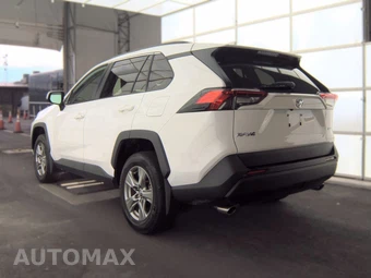 2024 Toyota RAV4 XLE - miniatura 6