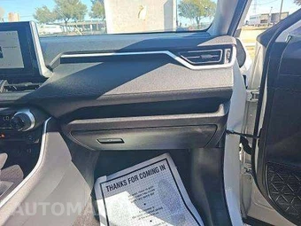 2024 Toyota RAV4 XLE – miniatura 19