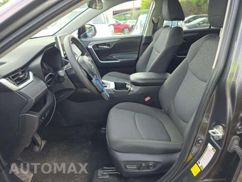 2024 Toyota RAV4 XLE - miniatura 3
