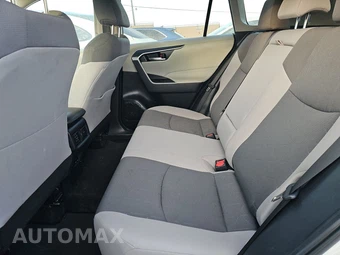 2024 Toyota RAV4 XLE - miniatura 13