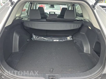 2024 Toyota RAV4 XLE - miniatura 16