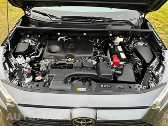 2024 Toyota RAV4 XLE Premium - miniatura 10