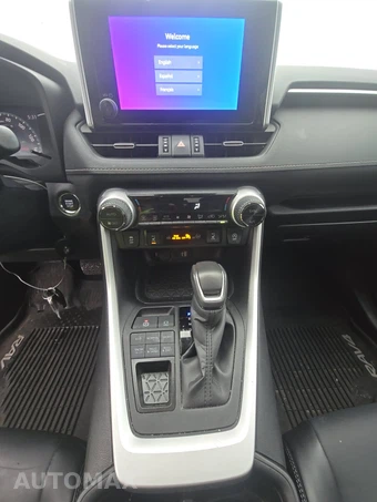 2024 Toyota RAV4 XLE Premium - miniatura 11
