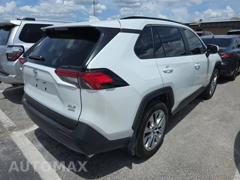 2024 Toyota RAV4 XLE Premium - miniatura 4