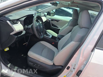 2024 Toyota RAV4 XLE Premium - miniatura 7