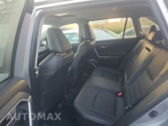 2024 Toyota RAV4 XLE Premium - miniatura 13