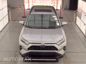 2024 Toyota RAV4 XLE Premium - miniatura 2