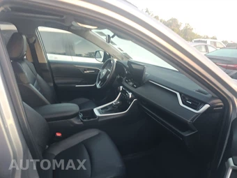 2024 Toyota RAV4 XLE Premium - miniatura 8