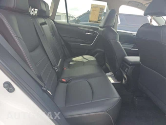 2024 Toyota RAV4 XLE Premium - miniatura 13
