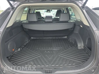 2024 Toyota RAV4 XLE Premium - miniatura 16
