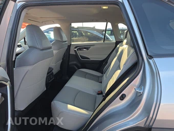 2024 Toyota RAV4 XLE Premium - miniatura 13