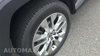 2024 Toyota RAV4 XLE Premium - miniatura 25