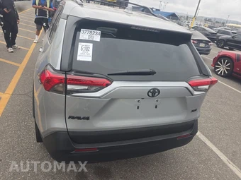 2024 Toyota RAV4 XLE Premium - miniatura 5