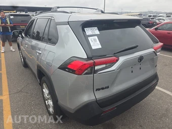 2024 Toyota RAV4 XLE Premium - miniatura 6