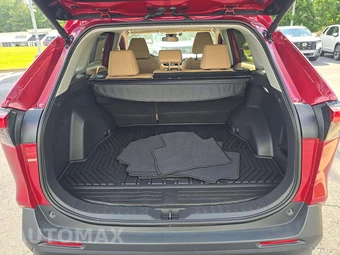 2024 Toyota RAV4 XLE Premium - miniatura 11