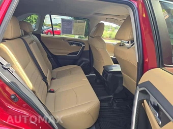 2024 Toyota RAV4 XLE Premium - miniatura 13