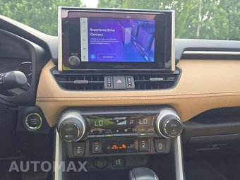 2024 Toyota RAV4 XLE Premium - miniatura 7
