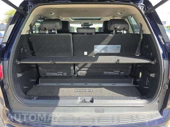 2024 Toyota Sequoia Limited – miniatura 15
