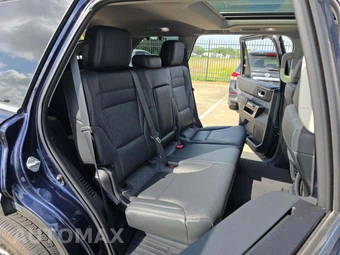 2024 Toyota Sequoia Limited – miniatura 17