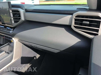 2024 Toyota Sequoia Limited – miniatura 20