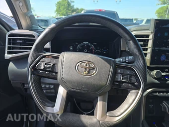 2024 Toyota Sequoia Limited - miniatura 10