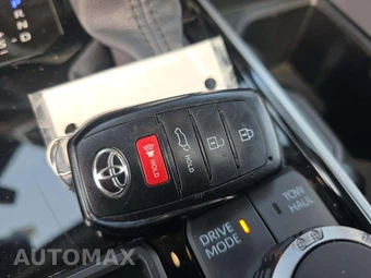 2024 Toyota Sequoia Limited - miniatura 8