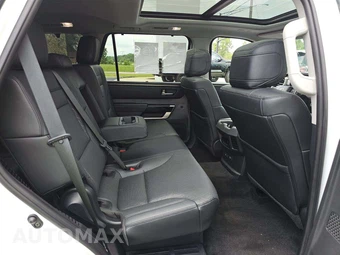 2024 Toyota Sequoia Limited – miniatura 17
