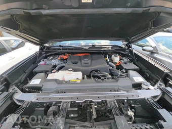 2024 Toyota Sequoia Limited – miniatura 15