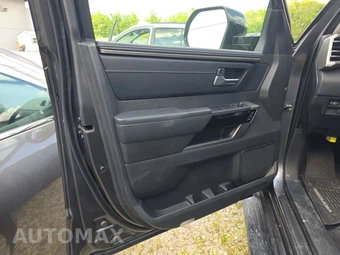 2024 Toyota Sequoia Limited – miniatura 9