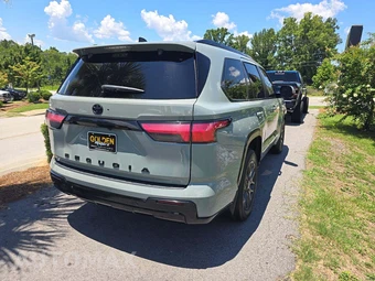 2024 Toyota Sequoia Platinum – miniatura 3