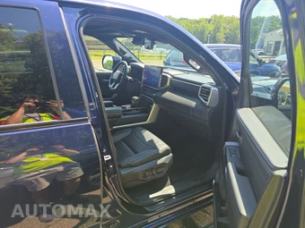 2024 Toyota Sequoia Platinum - miniatura 8