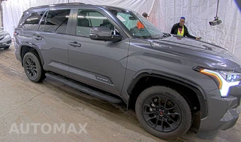 2024 Toyota Sequoia Platinum - miniatura 3