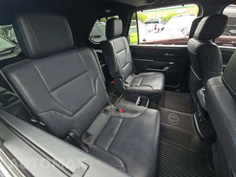 2024 Toyota Sequoia Platinum - miniatura 17