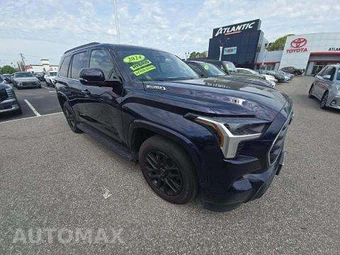 2024 Toyota Sequoia SR5 - miniatura 4