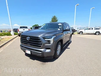 2024 Toyota Sequoia SR5