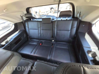 2024 Toyota Sequoia SR5 – miniatura 11