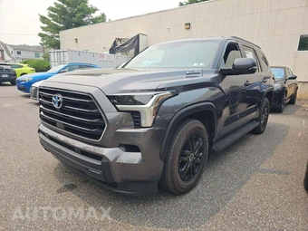 2024 Toyota Sequoia SR5