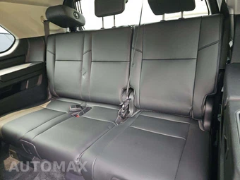 2024 Toyota Sequoia SR5 - miniatura 14