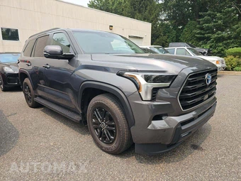 2024 Toyota Sequoia SR5 - miniatura 4