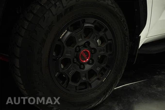 2024 Toyota Sequoia TRD Pro - miniatura 3