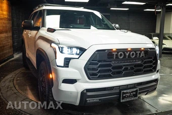 2024 Toyota Sequoia TRD Pro - miniatura 5