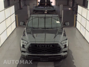2024 Toyota Sequoia TRD Pro - miniatura 2