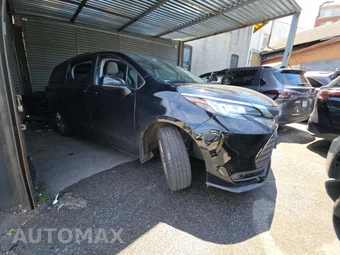2024 Toyota Sienna LE 8-Passenger 120.5" WB - miniatura 4