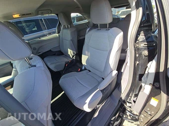 2024 Toyota Sienna LE 8-Passenger 120.5" WB - miniatura 13