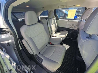 2024 Toyota Sienna LE 8-Passenger 120.5" WB - miniatura 14