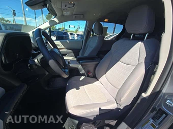 2024 Toyota Sienna LE 8-Passenger 120.5" WB - miniatura 3