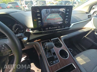 2024 Toyota Sienna LE 8-Passenger 120.5" WB - miniatura 10