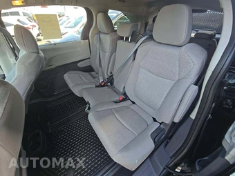 2024 Toyota Sienna LE 8-Passenger 120.5" WB - miniatura 13