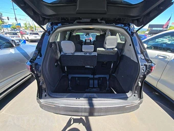 2024 Toyota Sienna LE 8-Passenger 120.5" WB - miniatura 15